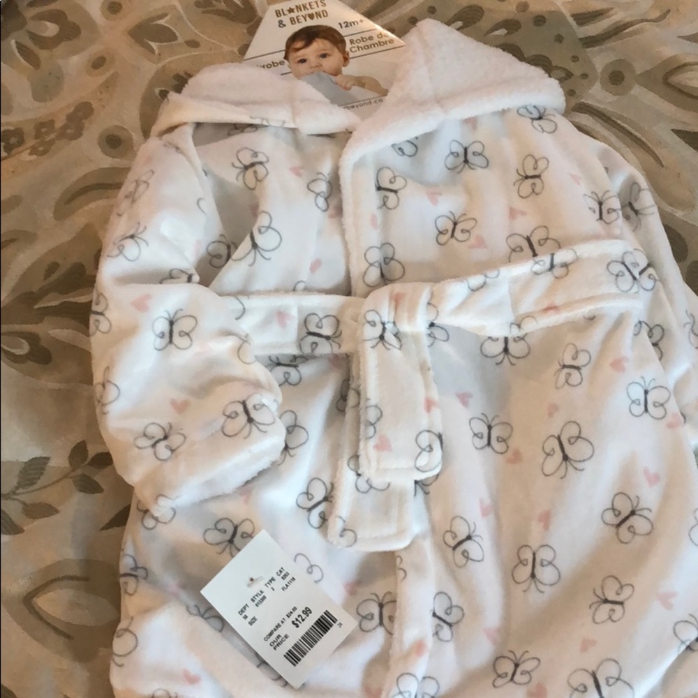 Hooded baby robe